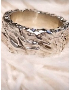 Anillo ancho para hombre en plata de primera ley con...